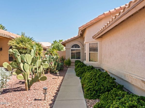 4349 E CHUCKWALLA Canyon, Phoenix, AZ 85044