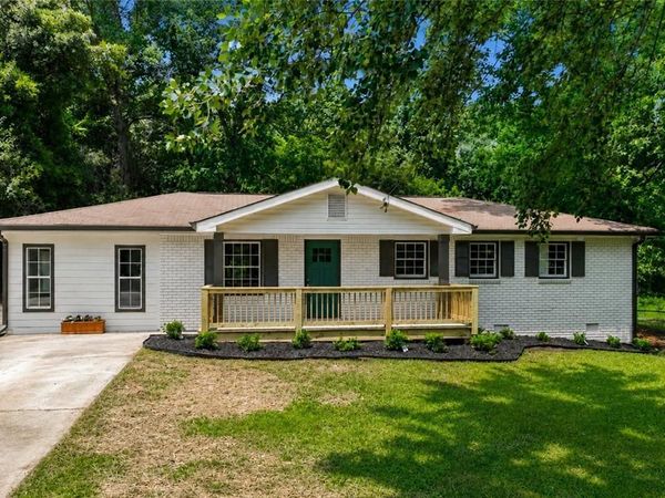 4543 Clare Lane , Lithia Springs, GA 30122