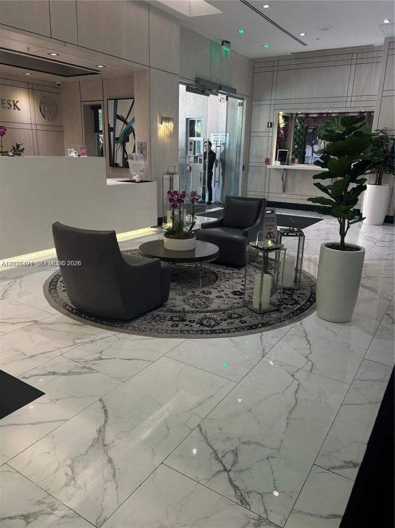 185 SE 14th Ter , Unit 1812, Miami, FL 33131 Photo