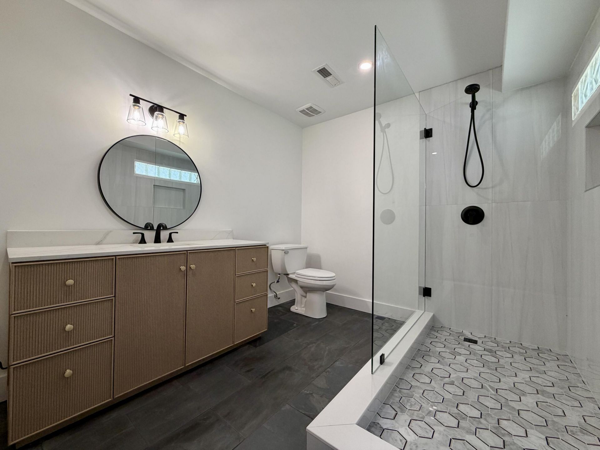 1128 Windsome Place Photo 34