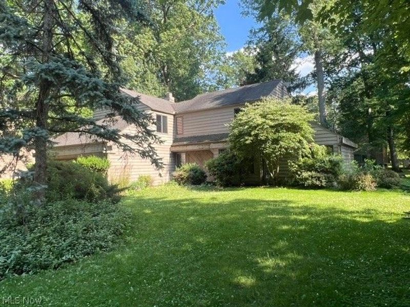 32555 Schooner Court, Avon Lake, OH 44012 Photo 2