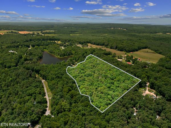 111 Seminole Circle, Crossville, TN 38572