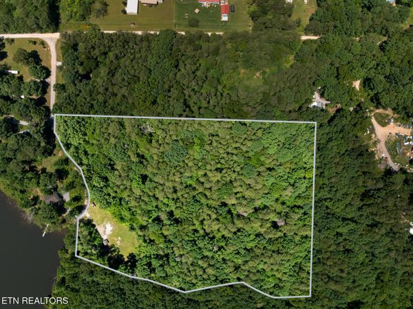 111 Seminole Circle, Crossville, TN 38572
