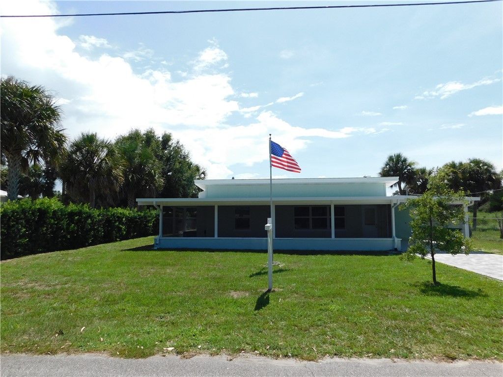 9896 Pine Street, Sebastian, FL 32976 Photo