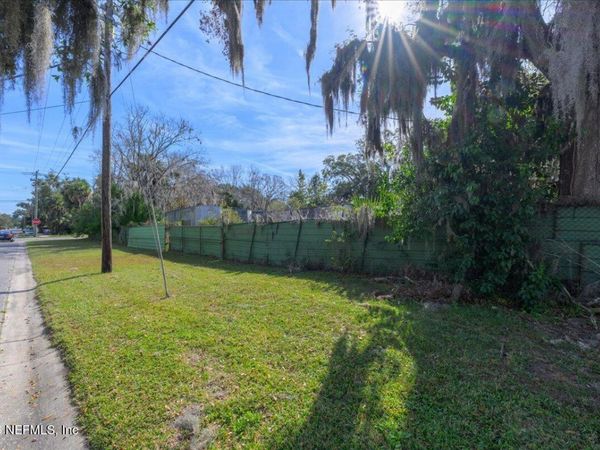 00 BRONSON Street, Palatka, FL 32177
