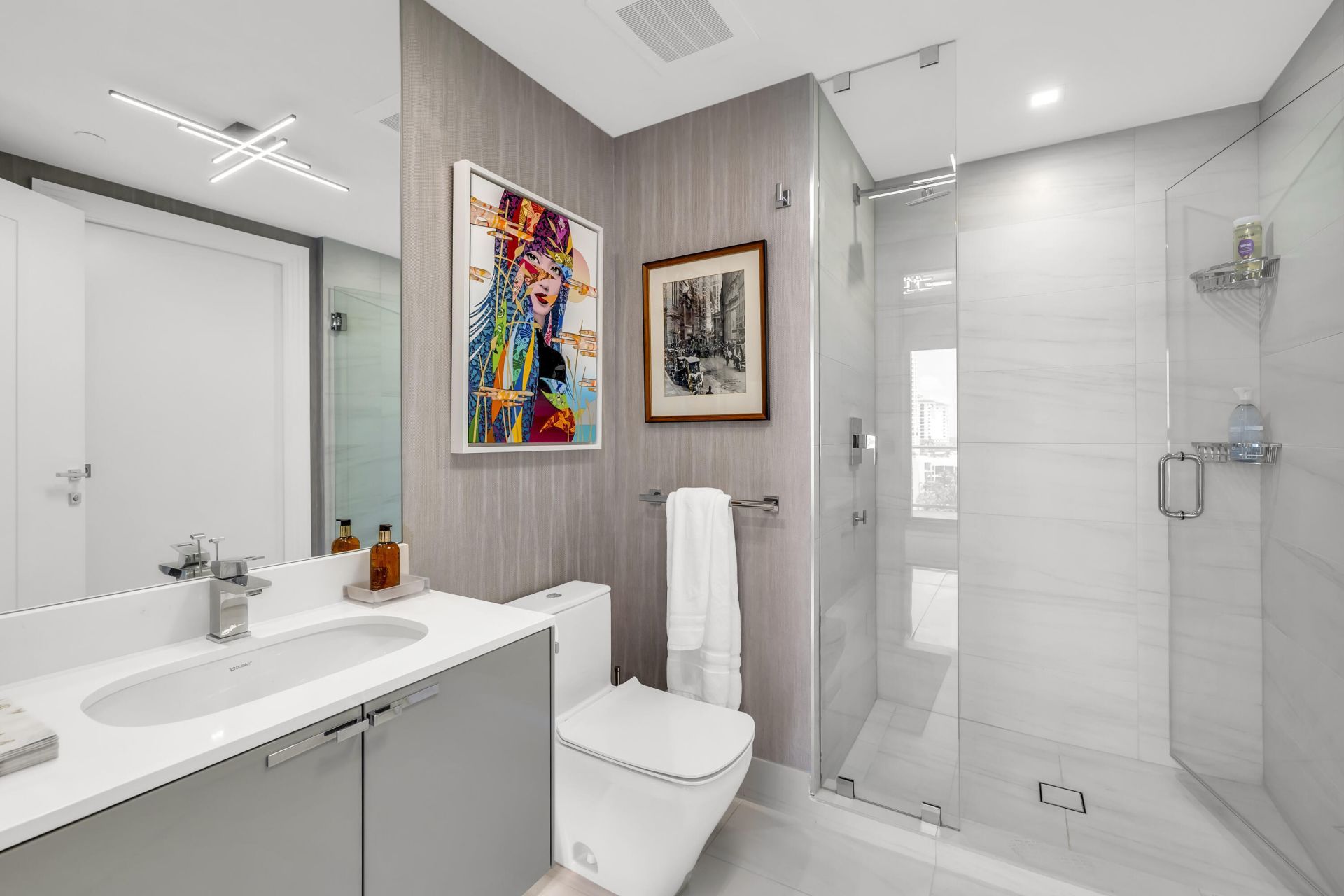 435 Bayshore Drive, Unit 602, Fort Lauderdale, FL 33304 Photo
