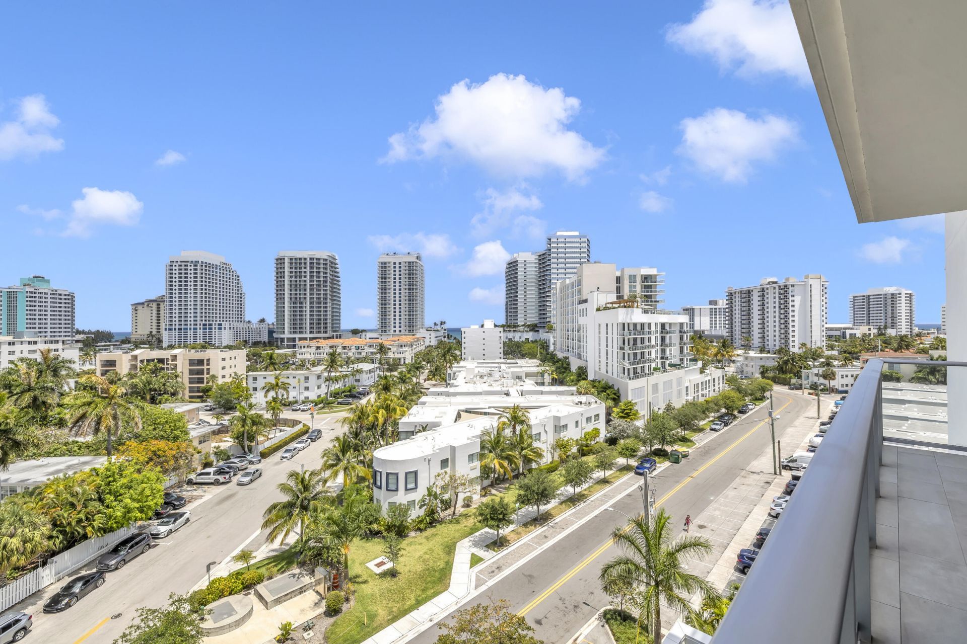 435 Bayshore Drive, Unit 602, Fort Lauderdale, FL 33304 Photo