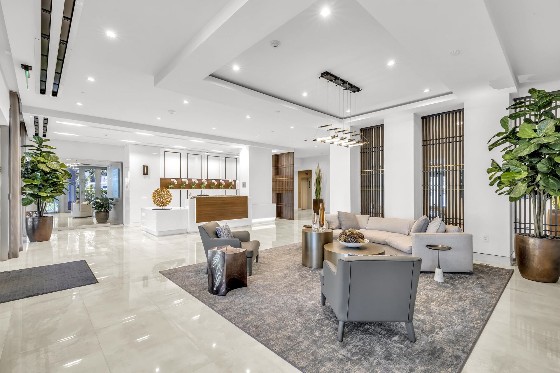 435 Bayshore Drive, Unit 602, Fort Lauderdale, FL 33304 Photo