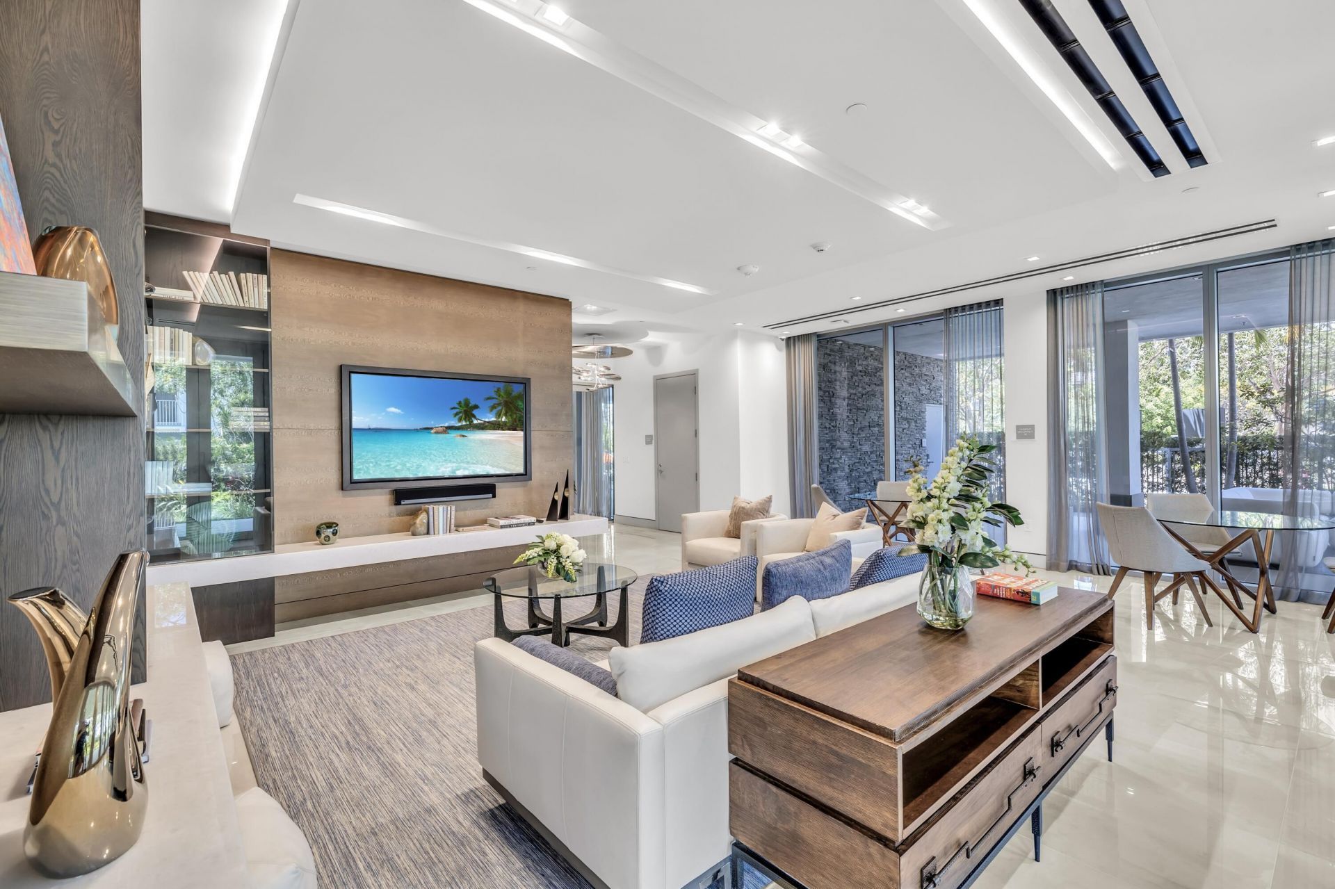 435 Bayshore Drive, Unit 602, Fort Lauderdale, FL 33304 Photo