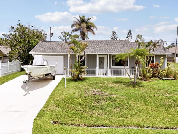 2889 SW Vittorio Street, Port St. Lucie, FL 34953