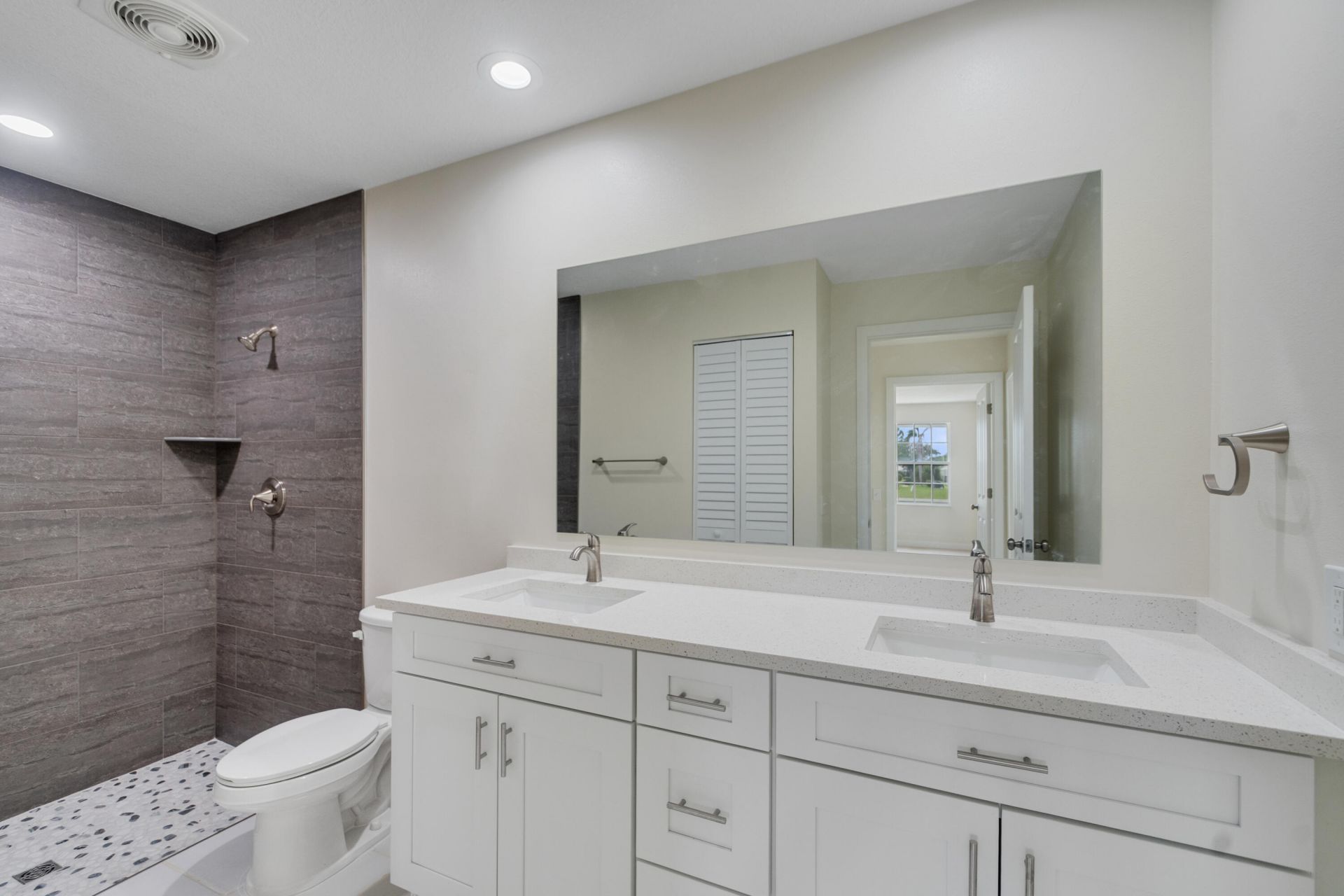 1256 NW Bentley Circle, Unit B, Port Saint Lucie, FL 34986 Photo