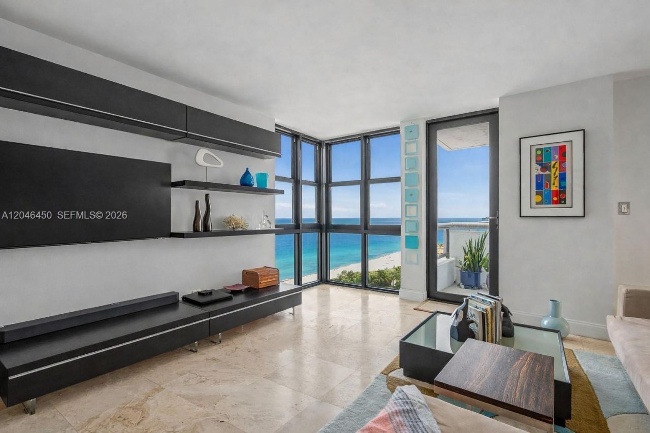 2555 Collins Ave , Unit 1814, Miami Beach, FL 33140 Photo