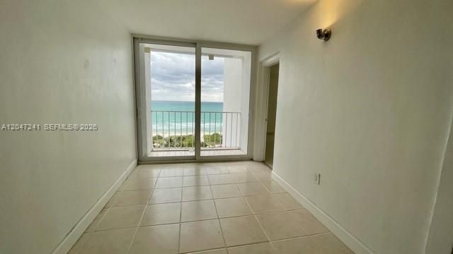 6450 Collins Ave , Unit 1106, Miami Beach, FL 33141 Photo