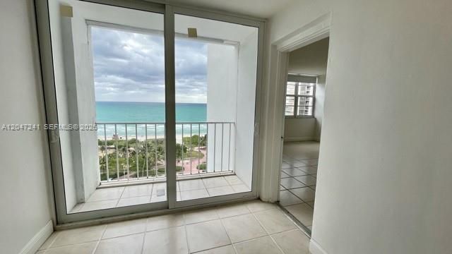 6450 Collins Ave , Unit 1106, Miami Beach, FL 33141 Photo