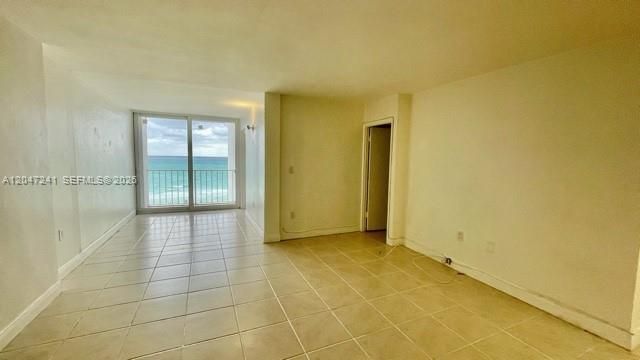 6450 Collins Ave , Unit 1106, Miami Beach, FL 33141 Photo