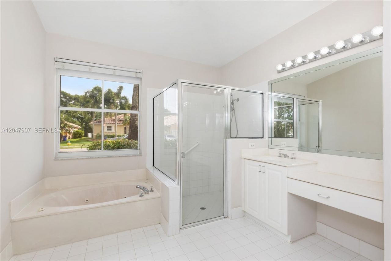 18500 SW 7th St , Pembroke Pines, FL 33029 Photo