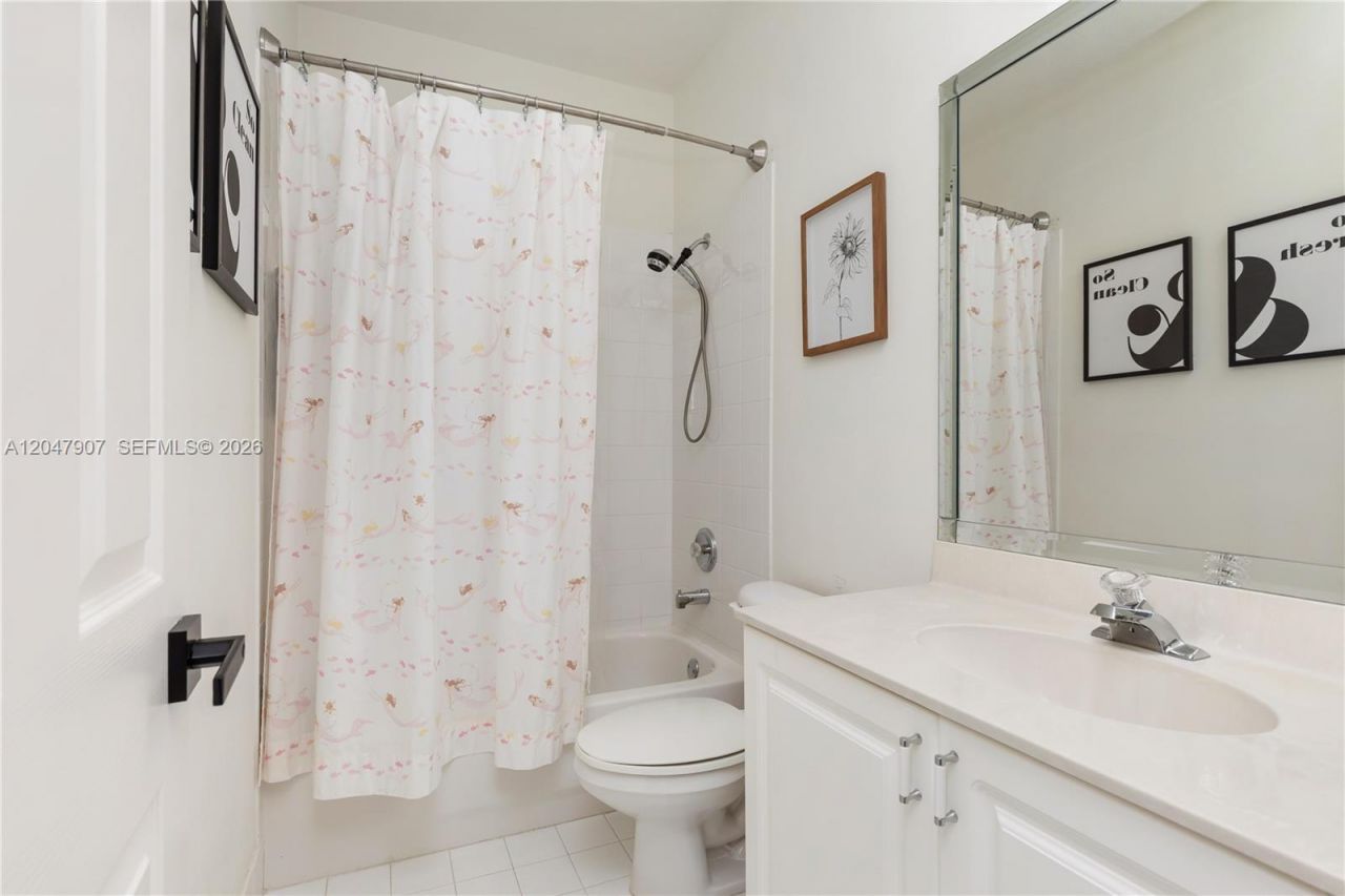 18500 SW 7th St , Pembroke Pines, FL 33029 Photo