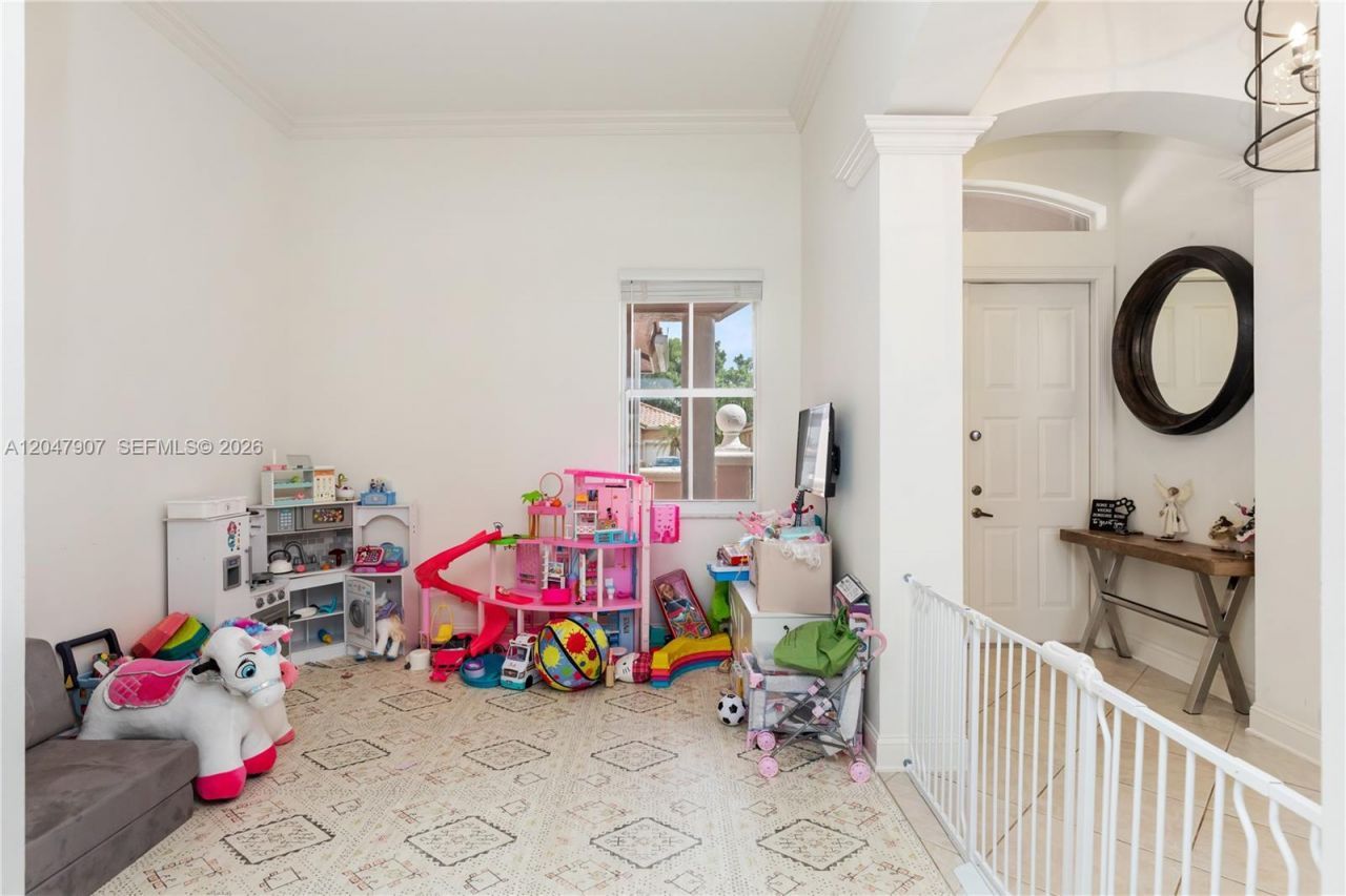 18500 SW 7th St , Pembroke Pines, FL 33029 Photo