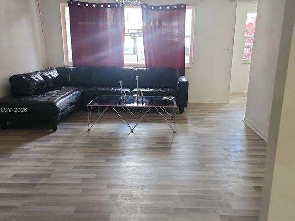 15115 NE 6th Ave , Unit 32, Miami, FL 33162