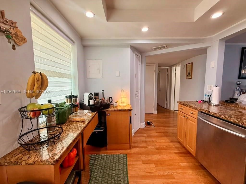 1300 NE 191st St, Unit A112, Miami, FL 33179 Photo