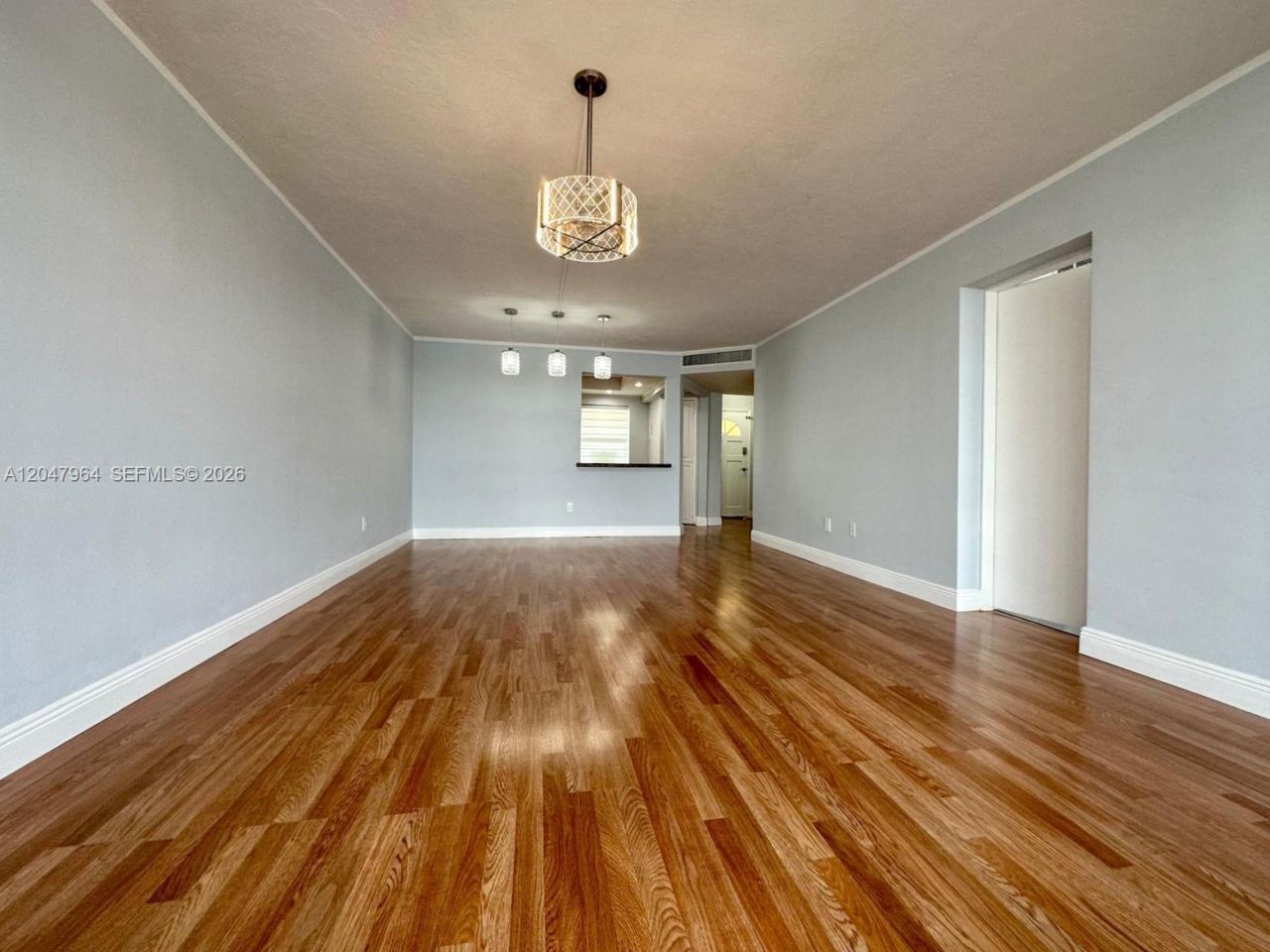1300 NE 191st St, Unit A112, Miami, FL 33179 Photo