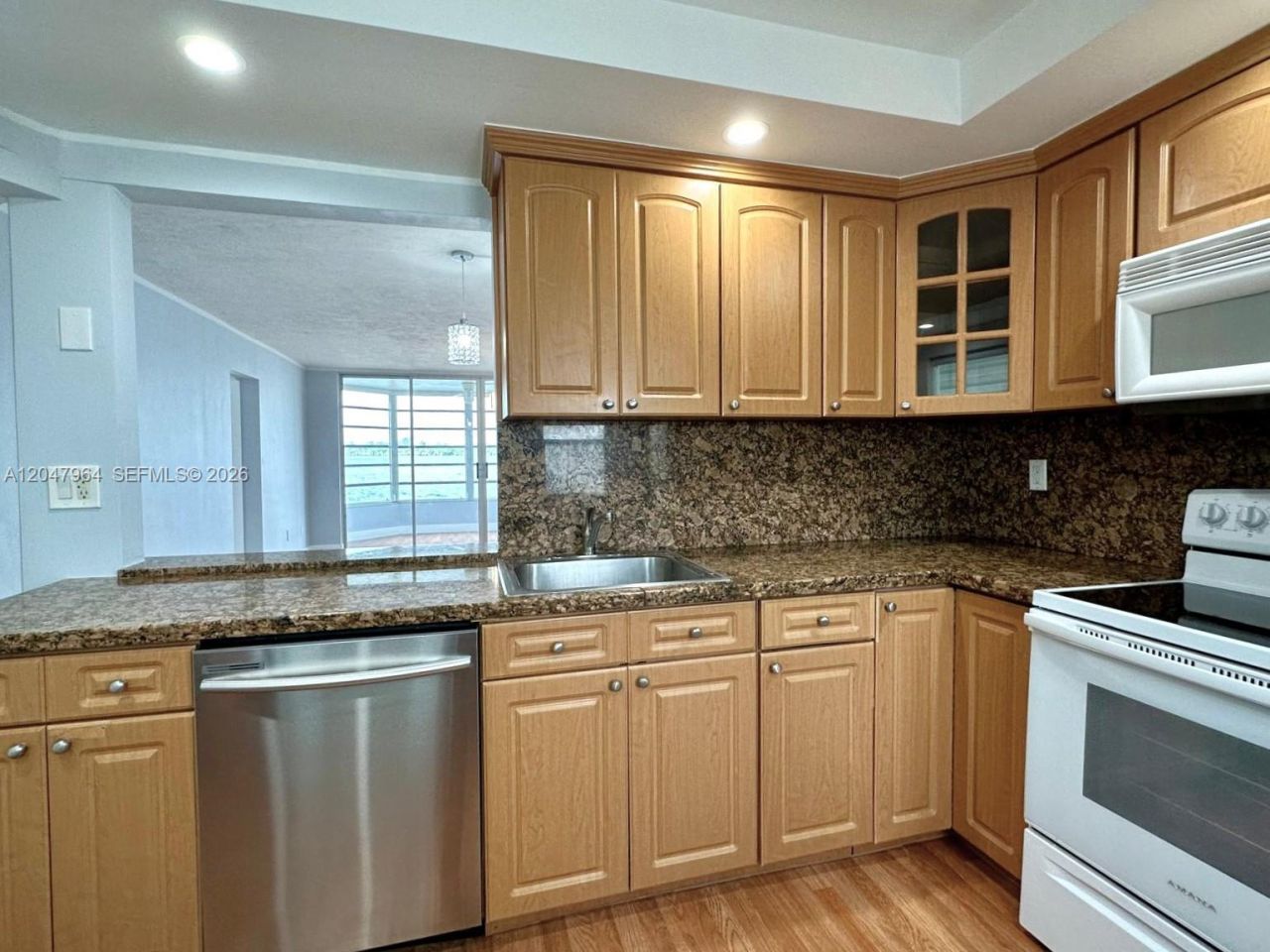 1300 NE 191st St , Unit A112, Miami, FL 33179 Photo