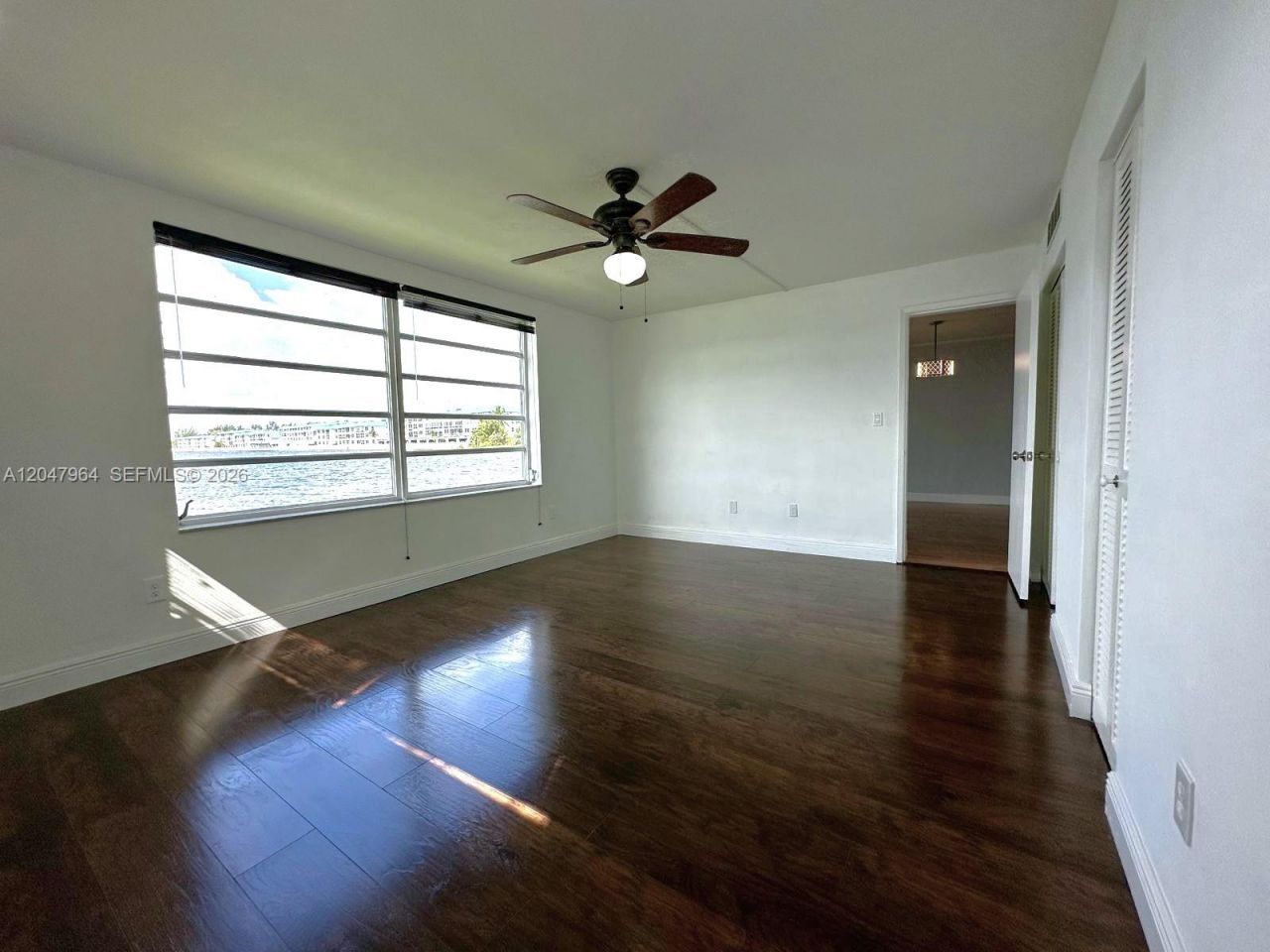 1300 NE 191st St , Unit A112, Miami, FL 33179 Photo