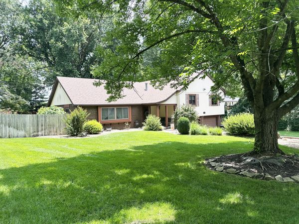 2550 E Sparkleberry Lane , Springfield, MO 65804