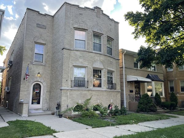 5832 N Virginia Avenue , Unit 2, Chicago, IL 60659