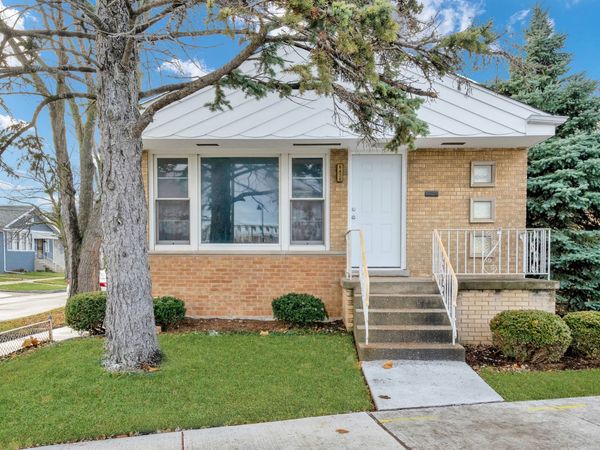 6420 Windsor Avenue , Berwyn, IL 60402