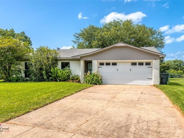 2217 General York , Bossier City, LA 71112