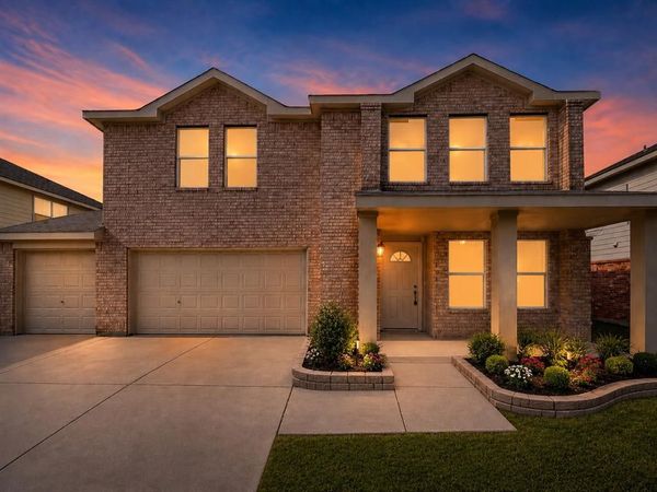525 Del Mar Drive, Ponder, TX 76259