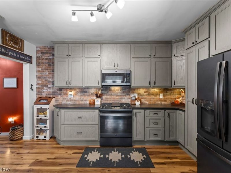614 Hickory Street, Martins Ferry, OH 43935 Photo 13