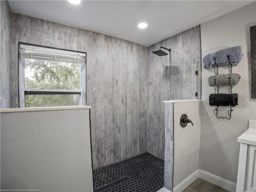 564 Lake June Road , Lake Placid, FL 33852 Photo
