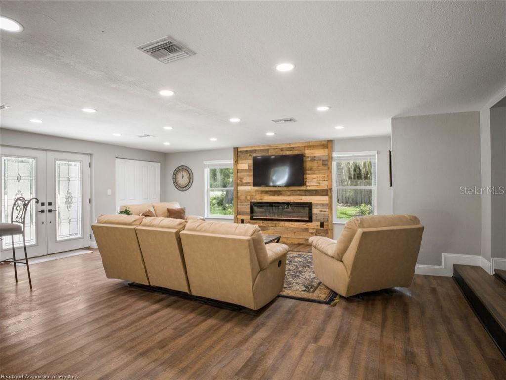 564 Lake June Road , Lake Placid, FL 33852 Photo