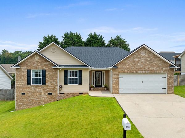 4218 Homewood Rd, Knoxville, TN 37918
