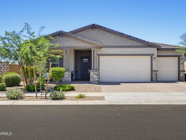 22709 E Watford Drive, Queen Creek, AZ 85142