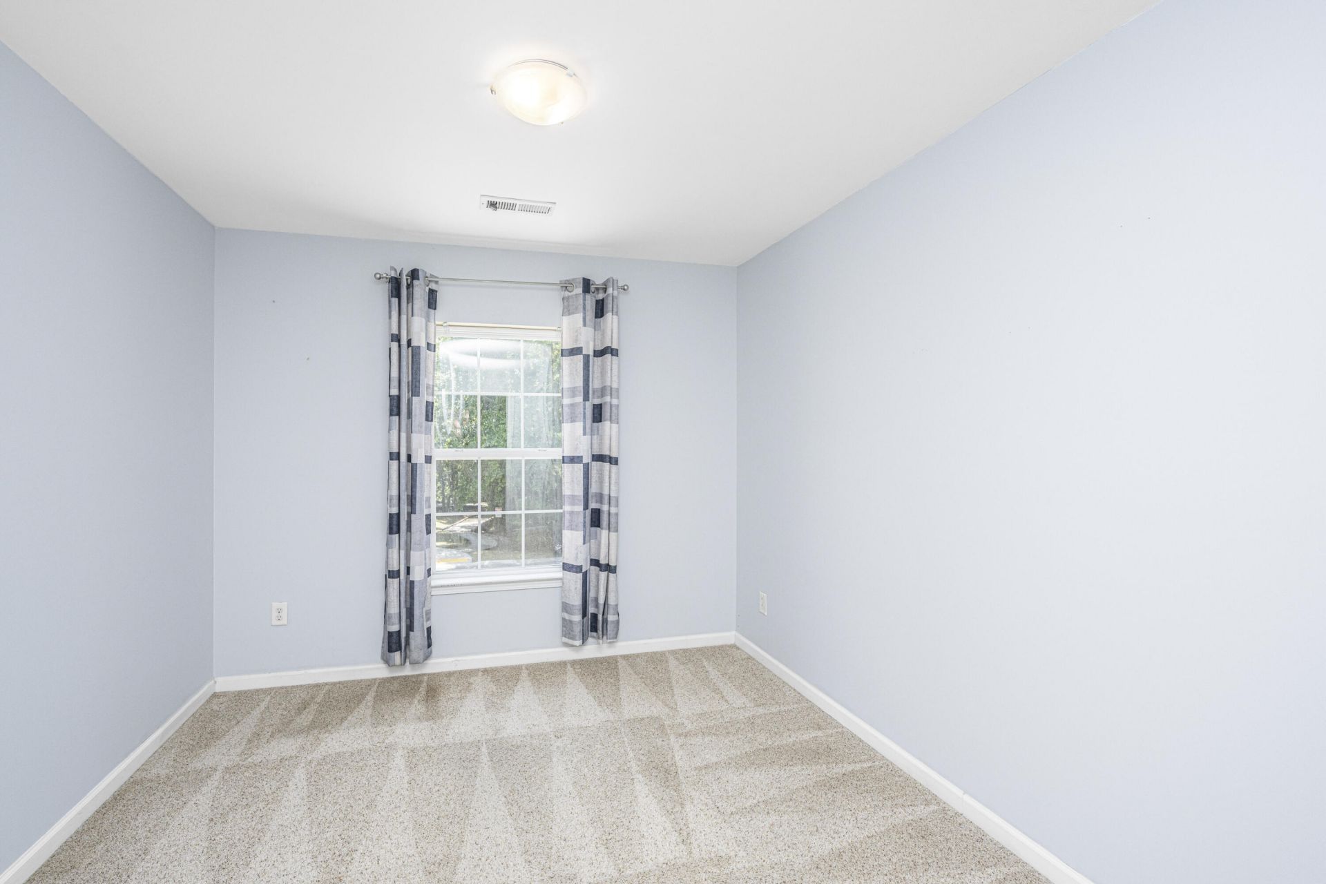 5150 Trump Street Photo 42