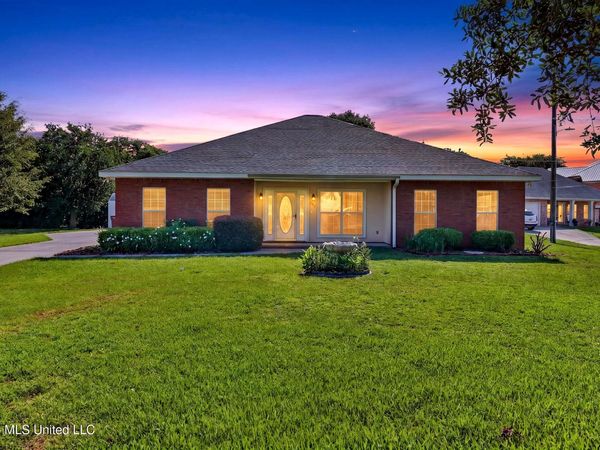 447 Russell Avenue, Long Beach, MS 39560