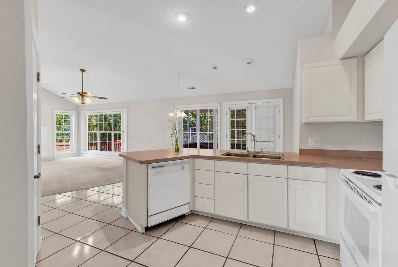 4139 Friendfield Trace Photo 15