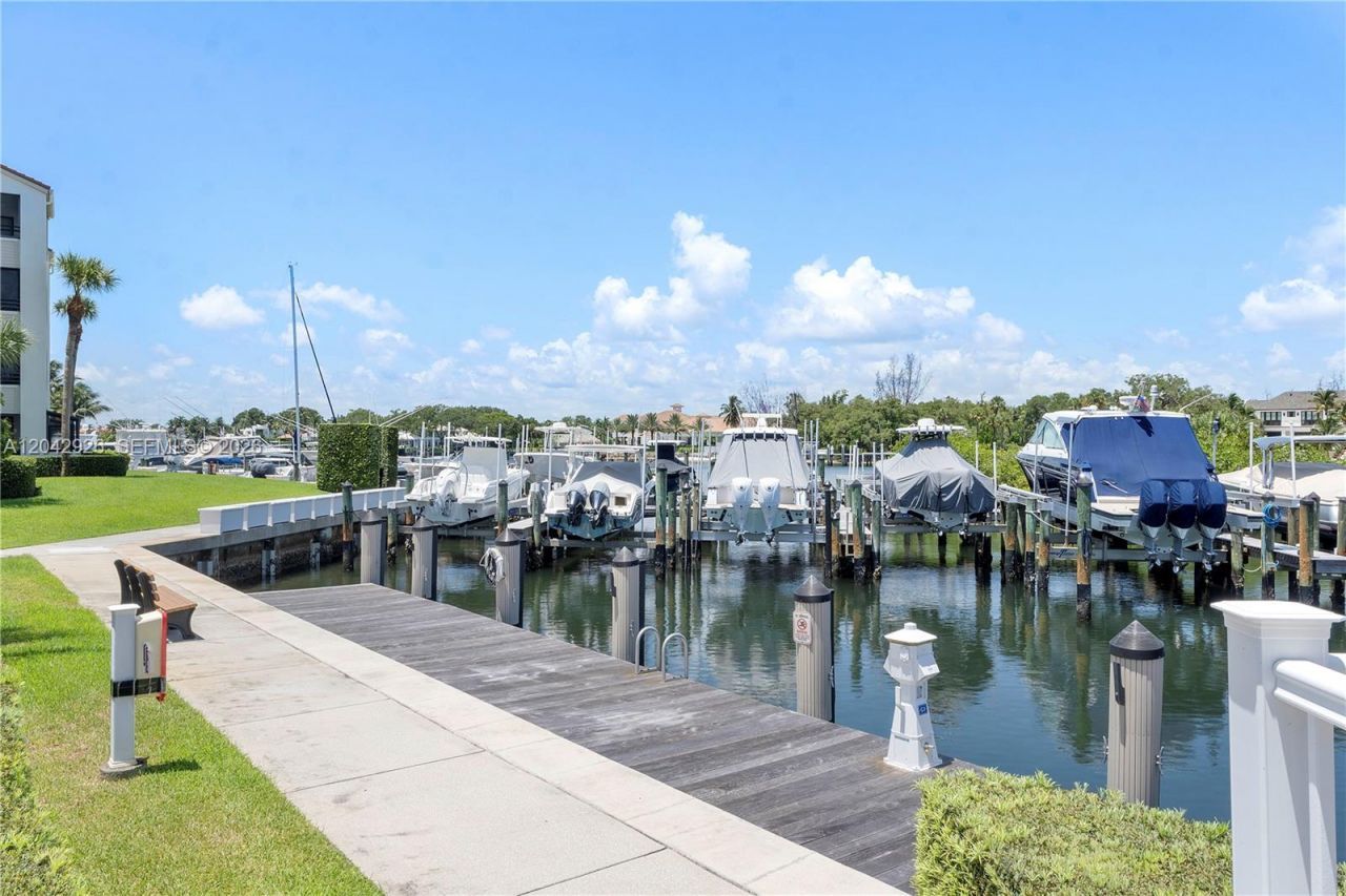 522 Oak Harbour Dr , Unit 522, Juno Beach, FL 33408 Photo