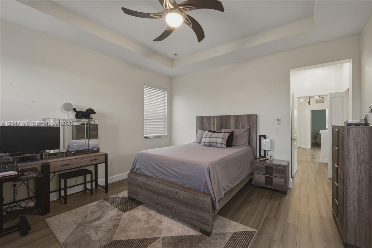 4812 NW 48th Ter , Tamarac, FL 33319 Photo