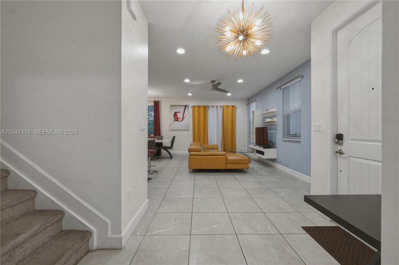 4812 NW 48th Ter , Tamarac, FL 33319 Photo
