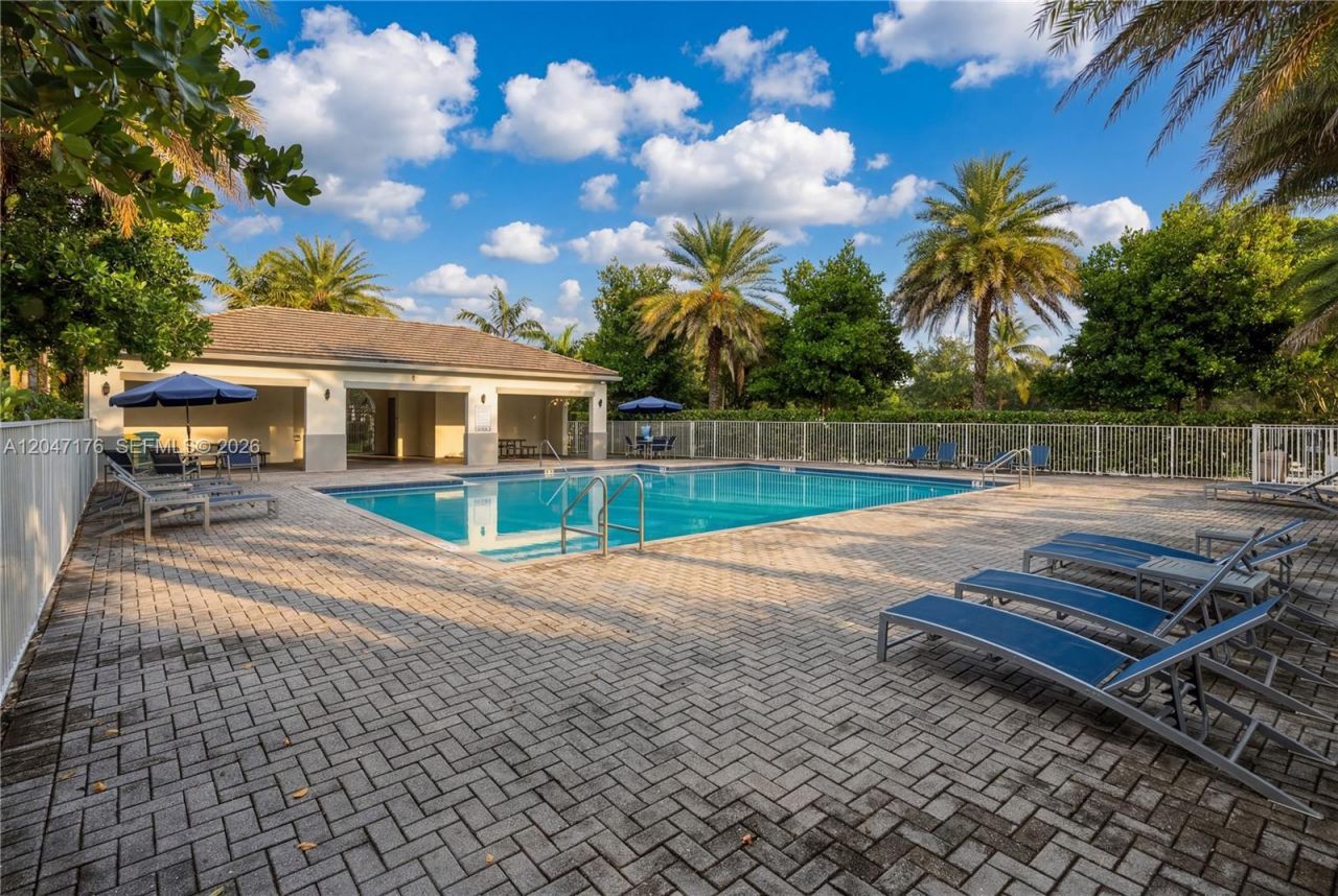 4812 NW 48th Ter , Tamarac, FL 33319 Photo