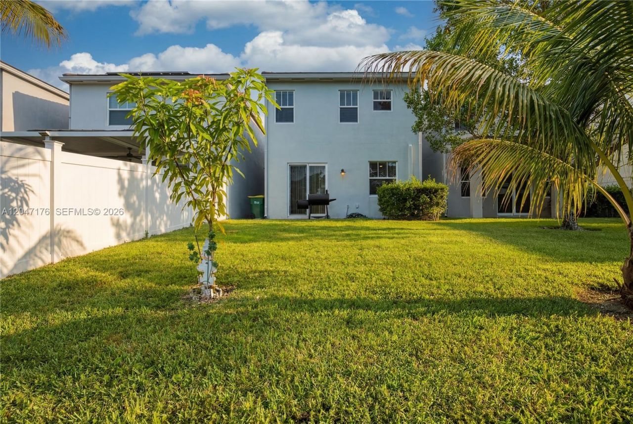 4812 NW 48th Ter , Tamarac, FL 33319 Photo