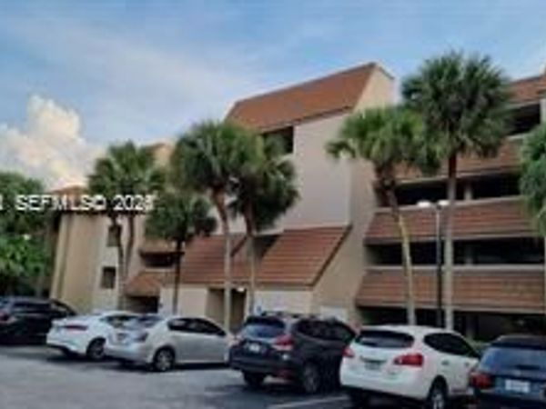 461 Ives Dairy Rd , Unit 406-2, Miami, FL 33179