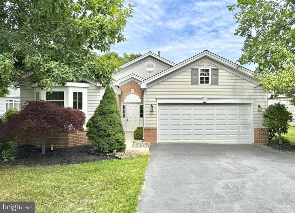 152 Brewster Drive, Galloway, NJ 08205 Main Photo