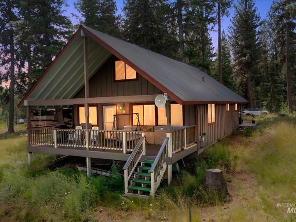 26 Doaka Ct, Idaho City, ID 83631