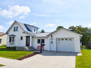 516 Saint Paul Avenue S, Thief River Falls, MN 56701