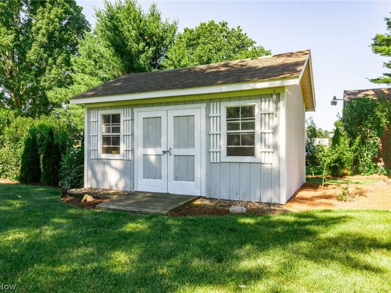 13680 Emerson Road, Dalton, OH 44618 Photo 32